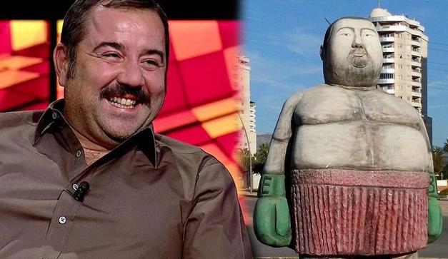 Mersin'deki heykelin Ata Demirer'e şok benzerliği
