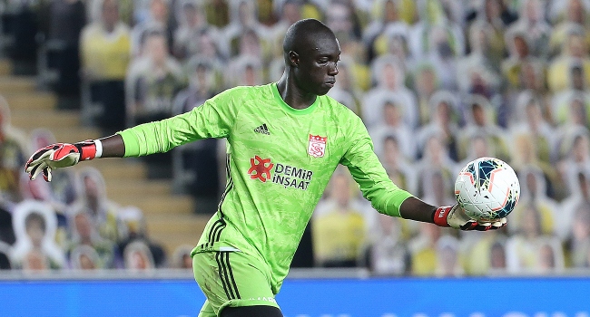 Mamadou Samassa, Demir Grup Sivasspor ile yollarını ayırdı