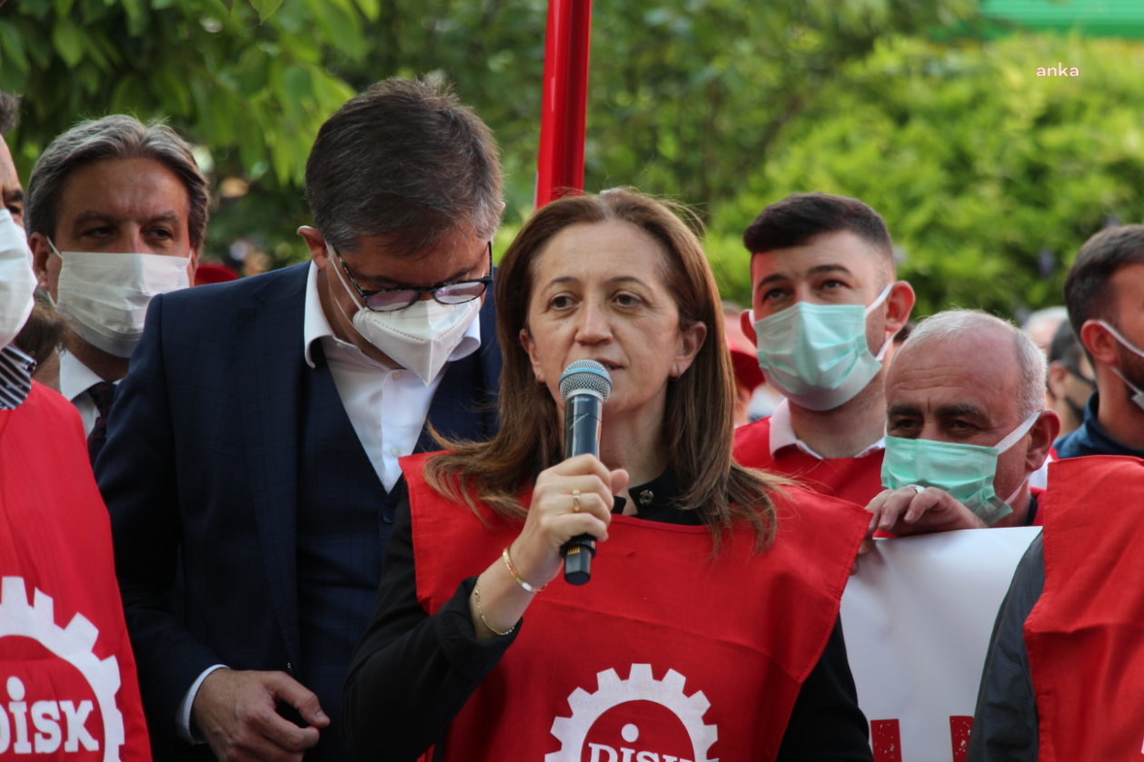 DİSK Genel Başkanı Arzu Çerkezoğlu: "51’inci yılda 51 yürekli DİSK’li bu kararlı mücadelesini İstanbul yollarına taşıyacak"
