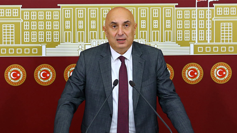 CHP'li Özkoç: "Senin gücün millete yetiyor; soysuza, mafyaya değil"