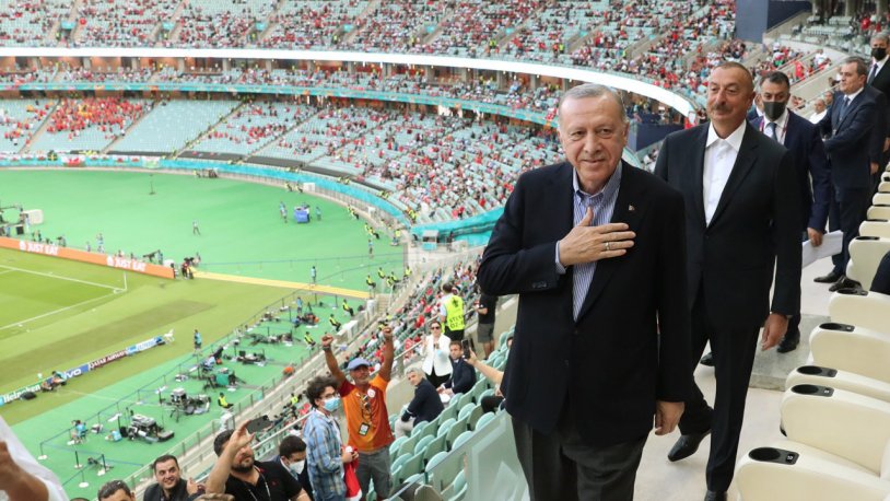TRT spikerinin şaşırtan 'Erdoğan' gafı!