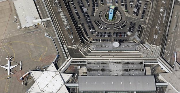 Köln Havalimanı'nda uçuşlar durduruldu