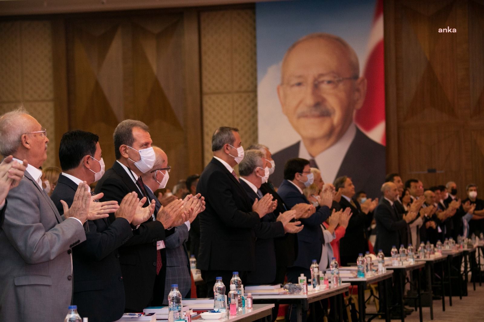 Hatay Büyükşehir Belediye Başkanı Savaş: "İlk kez bu kadar umutsuz bir toplum görüyorum"