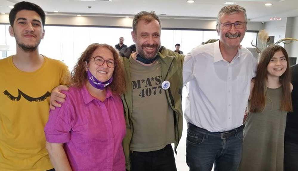 Oyuncu Nejat İşler siyasete girdi