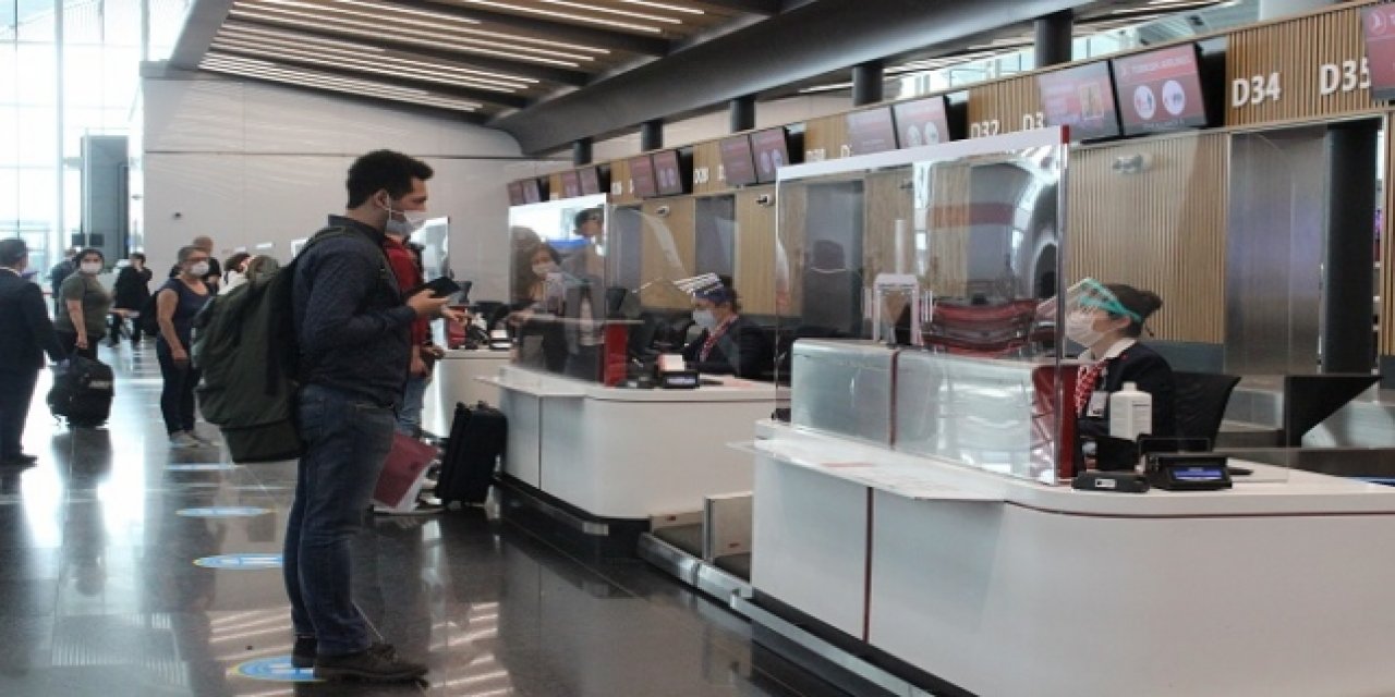 Havalimanlarındaki Türkiye girişlerinde yeni koronavirüs tedbirleri açıklandı