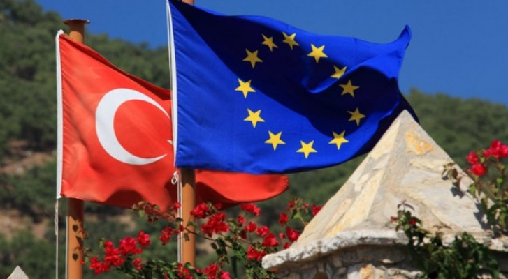 AB, Türkiye için büyüme beklentilerini yükseltti