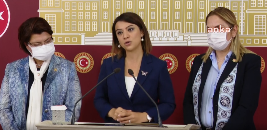 Kadın Komisyonu’ndan çekilen CHP'li vekiller: "Kadının ikinci sınıf olmadığını ifade etmek zorunda kaldık"