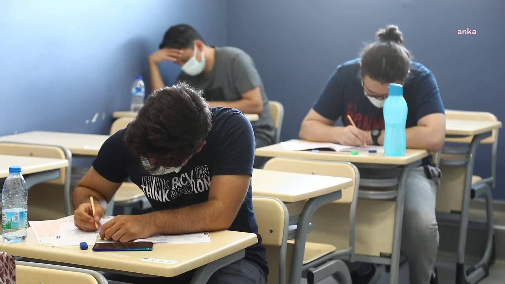 İstanbul'da YKS'ye girecek öğrencilere ücretsiz ulaşım