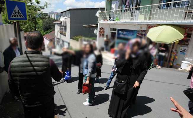 Öğretmenden küçük öğrenciye taciz iddiası ortalığı karıştırdı, veliler okula koştu