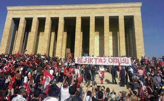 çArşı 19 Mayıs'ta Anıtkabir'e çıkarma yapacak