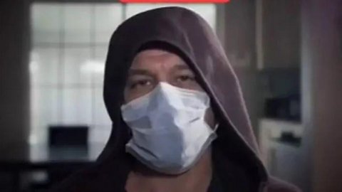 '3036 yılından geldim' diyen adamdan dehşete düşüren kehanetler!