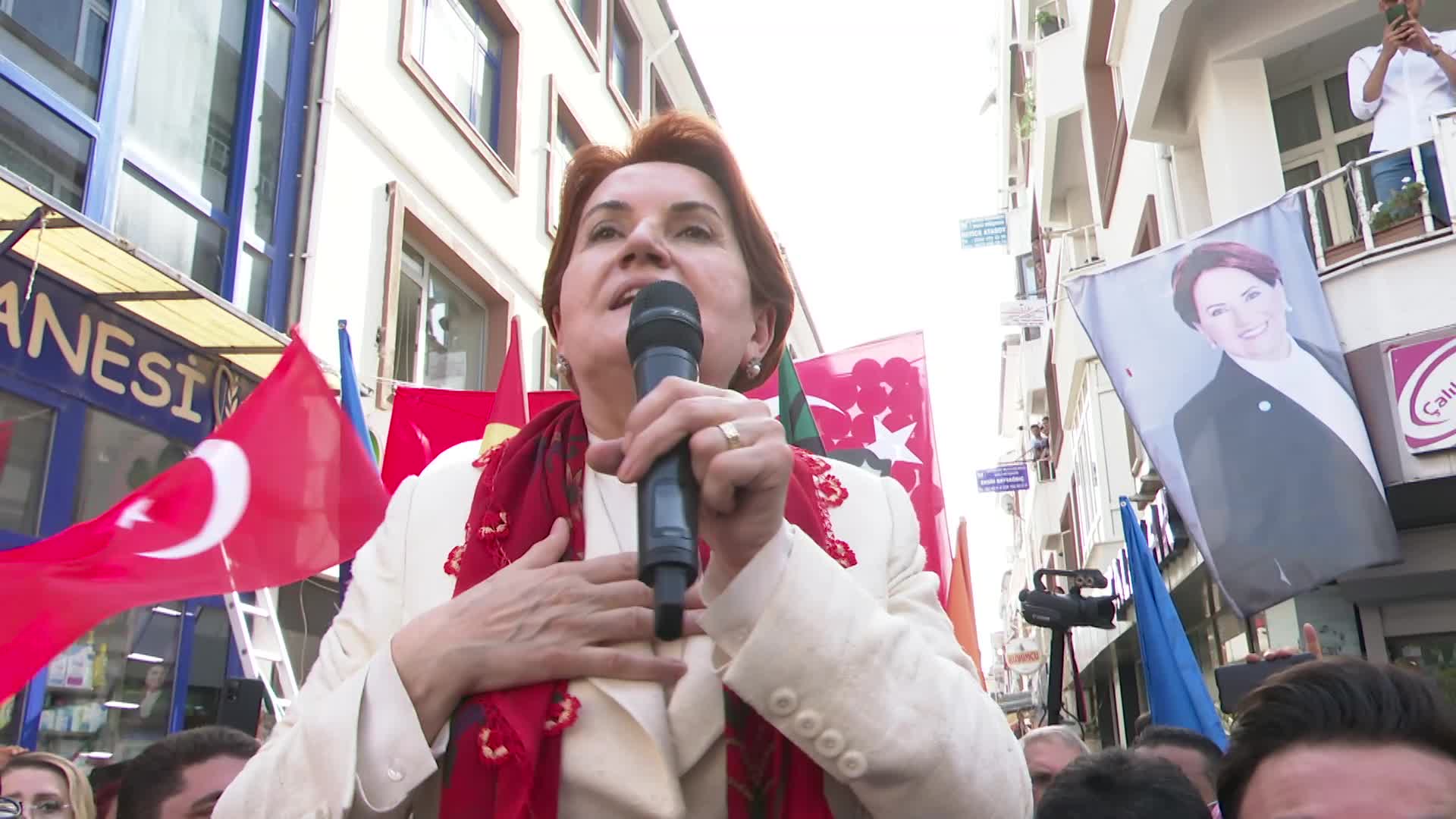 Akşener: “Arkadaş tahkimcilerin avukatı demiyem de Mahmut mu diyem?”