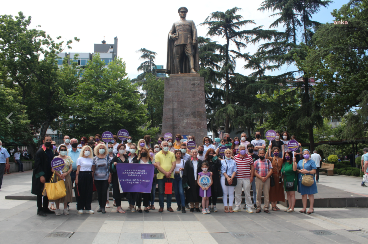 Kadınlar yurdun dört bir yanında “İstanbul Sözleşmesi’nden vazgeçmiyoruz” dedi
