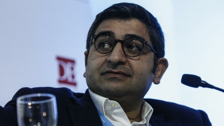 Sezgin Baran Korkmaz'a kapıları açan milletvekili kimdi?