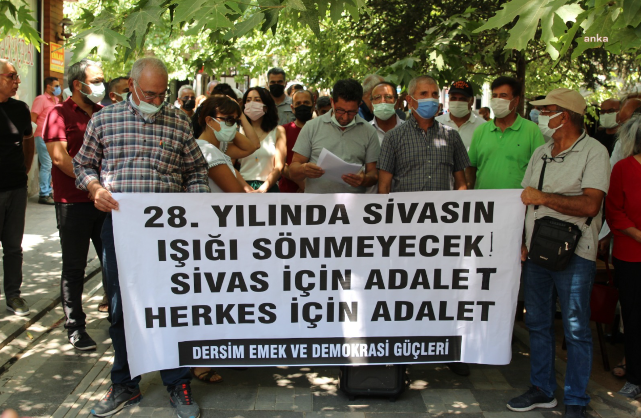 Madımak'ta katledilenler anıldı