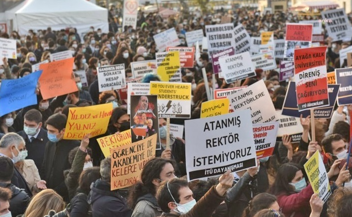 Bursları kesilen Boğaziçi öğrencileri Meclis gündeminde