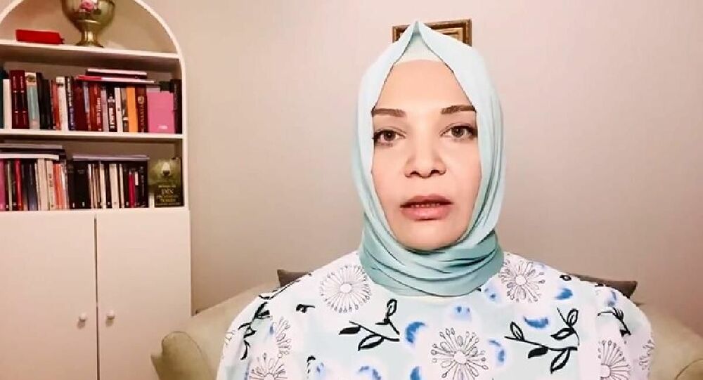 Hilal Kaplan'a sert yanıt: "Siyasete alet ettiniz dini, baş örtüsü altında güzelim inananları da kandırdınız"