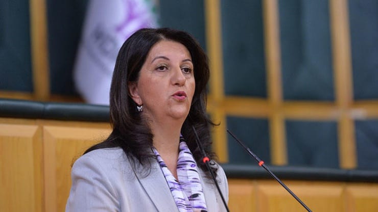 Buldan: "Bu ülkede yapılan bütün hukuksuzlukların karşısında AKP ile masaya oturacak tek bir Kürt yoktur, olamaz"