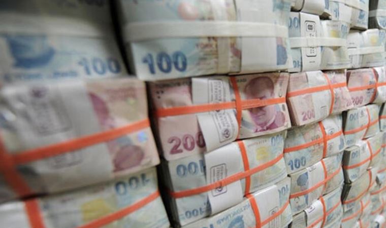 Bakanlık ve kamu kurumlarının 6 aylık harcamaları dudak uçuklattı!