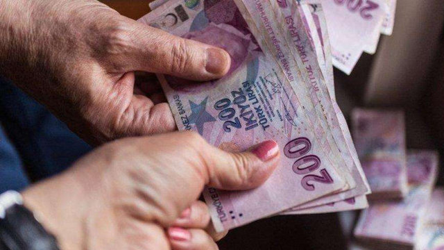 Emekliler, aldıkları maaşla hangi ürünlere yavaş yavaş veda ediyor?