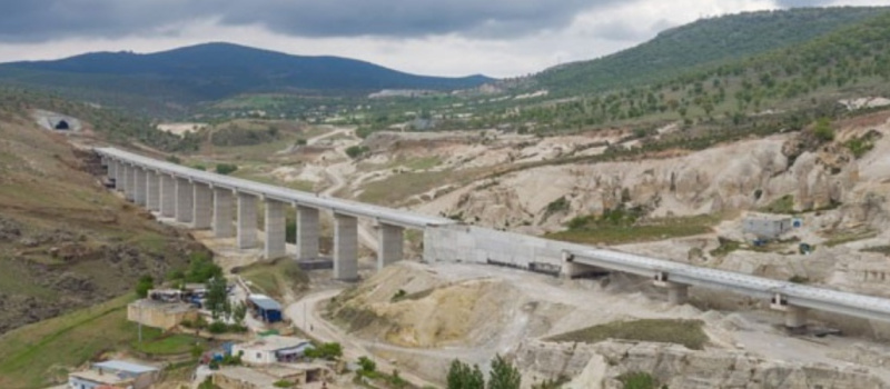 Temeli 7 yıl önce atılan proje hala bitmedi