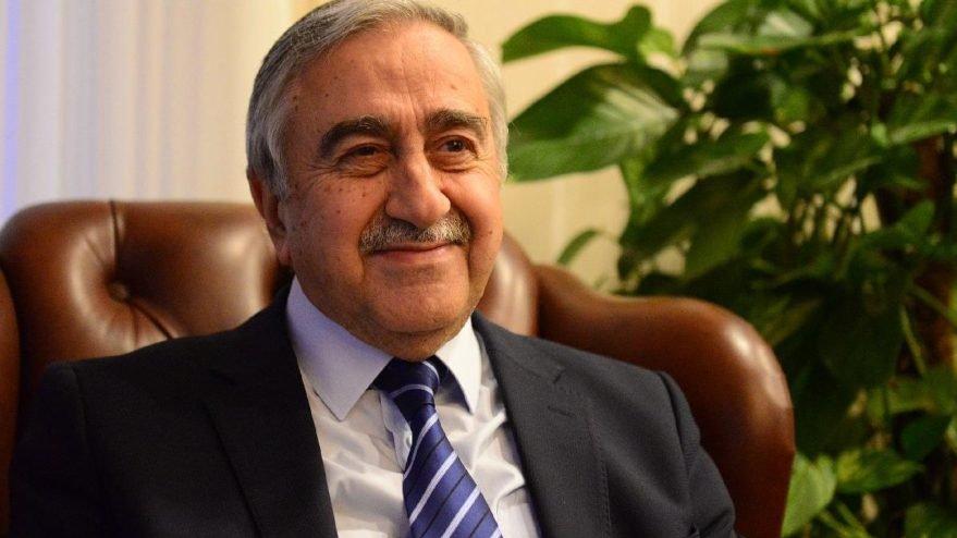 Mustafa Akıncı'dan Erdoğan'ın müjdesine eleştiri: "Devletlerin itibarına gelince, binalarının ihtişamı ile ölçülmez"