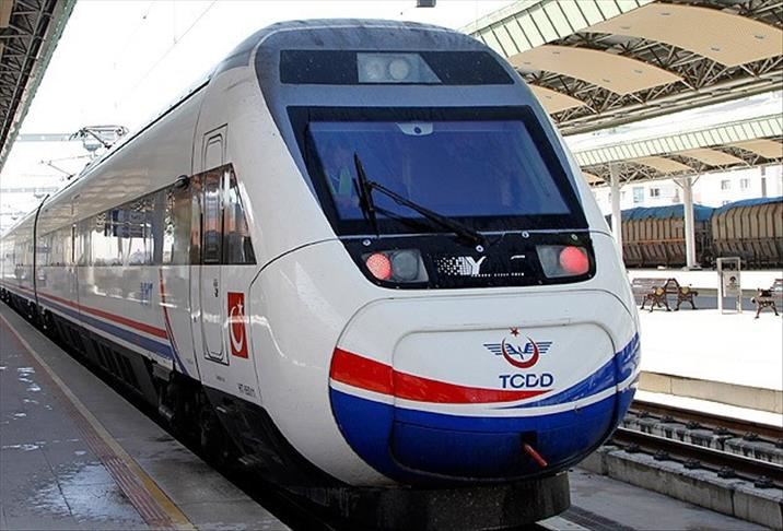 TCDD'de hakkını arayan makinistlere şok sürgün kararı!