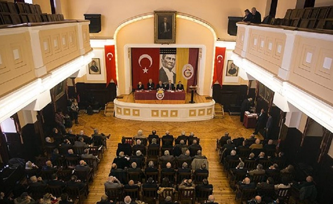 Galatasaray'da borç 2 milyar 391 milyon TL