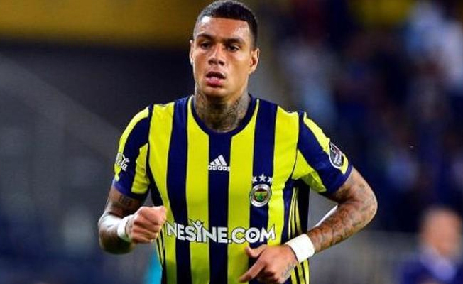 Yıldız futbolcu dolandırıldı