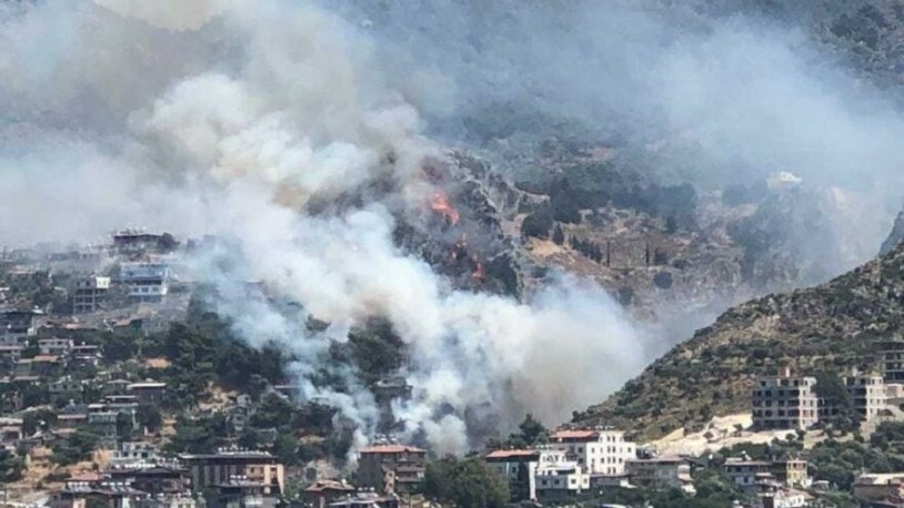 Hatay'da orman yangını! Evler tahliye ediliyor