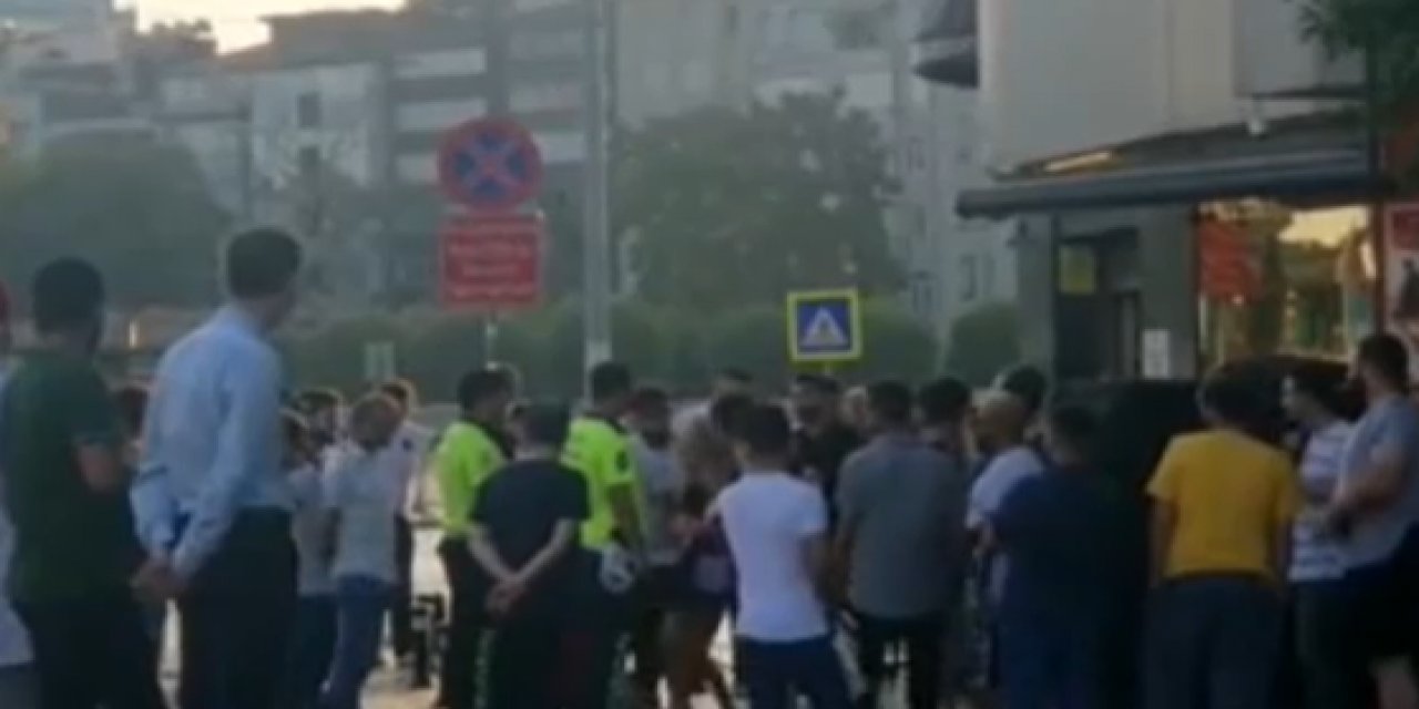 Taksim Meydanı'nda kadınlar saç baş birbirine girdi!