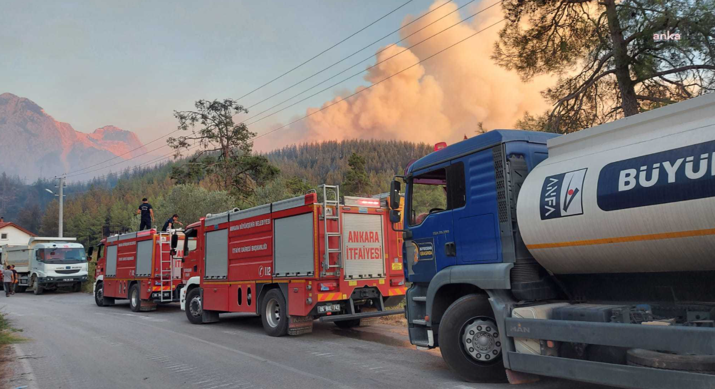 Ankara Büyükşehir Belediyesi, orman yangınlarına desteğini sürdürüyor