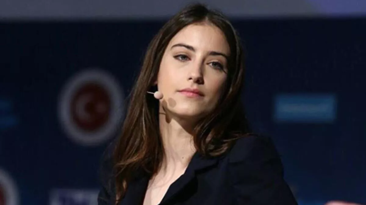 Hazal Kaya'dan flaş paylaşım: Katil kim? Sadece Ümitcan Uygun denen bu iğrenç mahluk mu?"