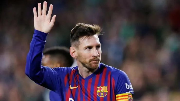 Messi Barcelona'dan resmen ayrıldı!