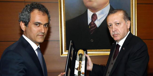 Yeni Milli Eğitim Bakanı Mahmut Özer de çift maaşlılar listesinde!