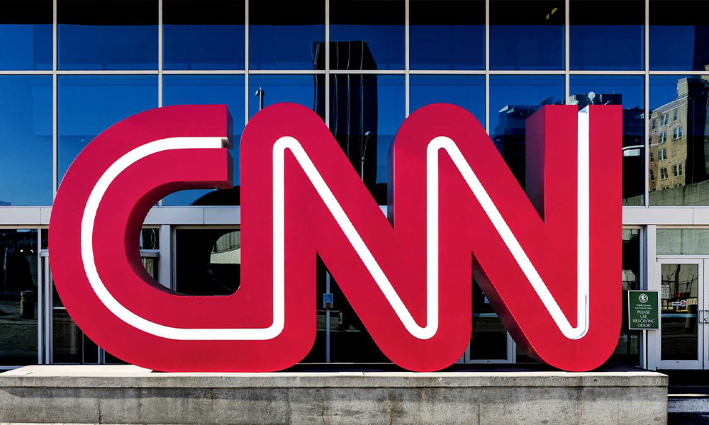 CNN aşı olmayan 3 çalışanını kovdu