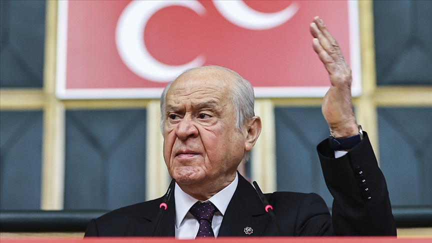 Bahçeli kimi uyardı? "Devletimizi güçsüz gösterenlere azami dikkat edelim"