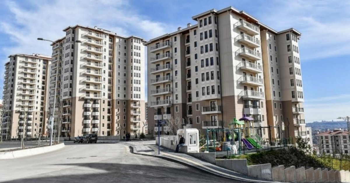 TOKİ'den öğrenci yurduna ilişkin yarı fiyatına satış kararı