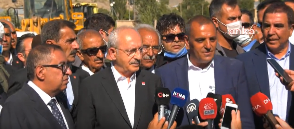 Kılıçdaroğlu sel bölgesine gitti: "Kimse yalnız hissetmesin, el birliğiyle tüm sorunları çözeceğiz"