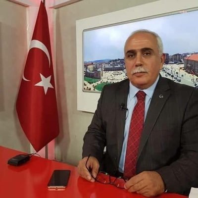 Belediye meclis toplantısında dikkat çeken gelişme: AKP'li belediye meclis üyesi 'Hizmet edemiyorum' diyerek istifa etti