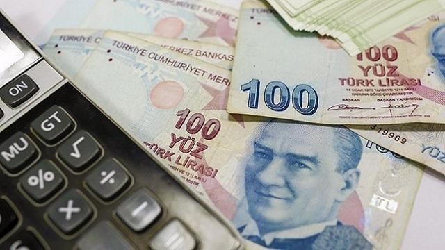 Merkez'in faiz indirimi kararı piyasaya yansımıyor