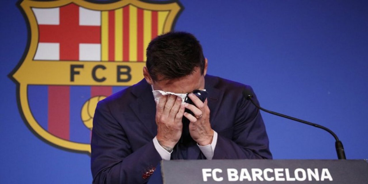 Bu da oldu! Messi'nin gözyaşlarını sildiği peçete dudak uçuklatan rakama satışa çıkarıldı!