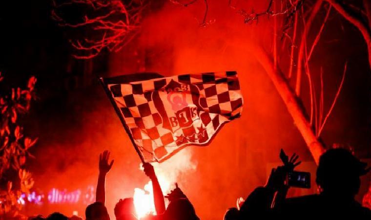 Beşiktaş taraftarından "Come to Beşiktaş" çılgınlığı