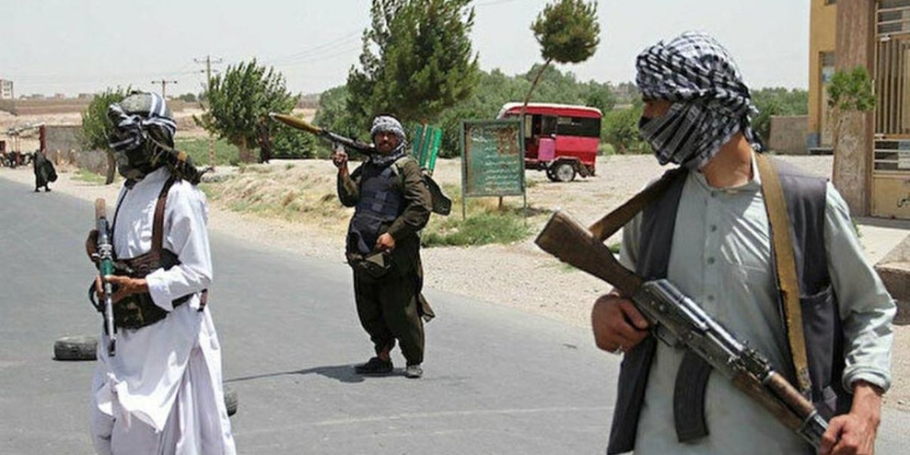 Afganistan İçişleri açıkladı: Yönetimin devri için müzakerelere başlanacak