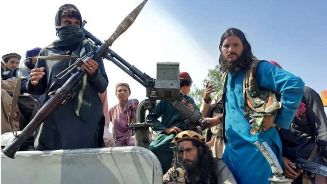 Taliban'dan flaş açıklamalar! "Tüm sınırlar kontrolümüzde"