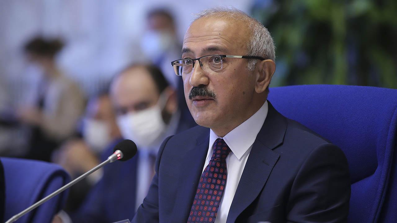 Hazine ve Maliye Bakanı Lütfi Elvan'dan büyüme tahmini!