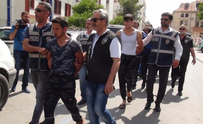 Mersin'deki cinayete 5 tutuklama