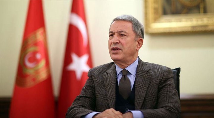 Bakan Akar’dan Yunanistan’a sert ifadeler