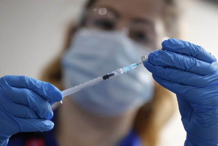 Moderna aşısında Pfizer-BioNTech’ten iki kat fazla antikor