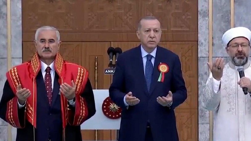 Adli yıl açılışına katılmasını şok ifadelerle savundu